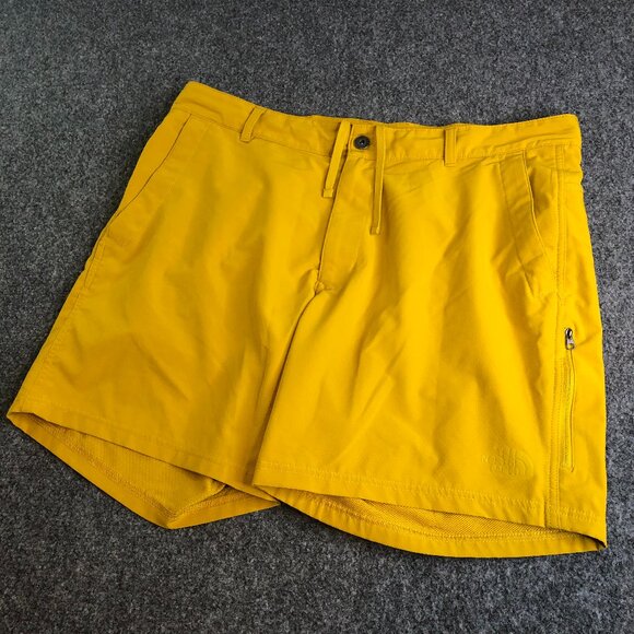 The North Face Shorts Mens 36 Yellow Gold Rolling Sun FlashDry Cargo Zip Pocket - Picture 1 of 11